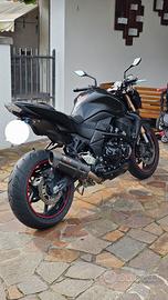Kawasaki Z 750 R Black Edition 