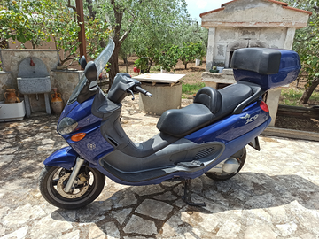 Piaggio X9 250