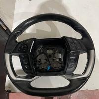 Ricambi auto volante.