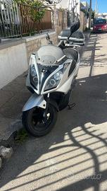 Kymco Downtown 300