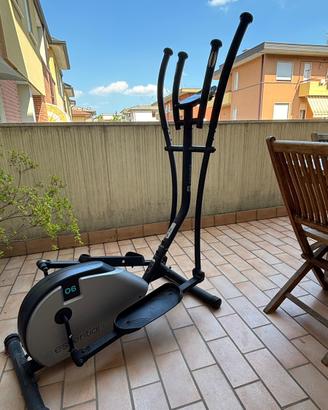 Cyclette Decathlon E-Essential 6+
