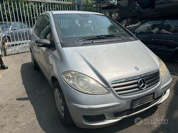 RICAMBI MERCEDES CLASSE A 2008 640942