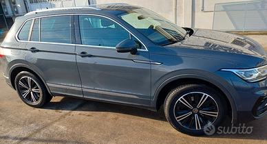 volksvagen  Tiguan 
