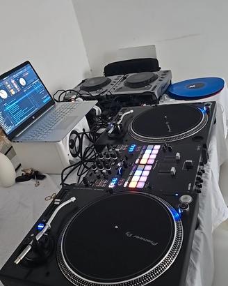 mixer djm s7 + 2 Giradischi plx1000 pioneer 