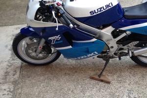 Suzuki RGV gamma 250 VJ21A