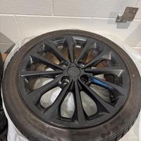 4 Cerchi con 4 Gomme invernali 195-45 r16 Ford