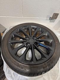 4 Cerchi con 4 Gomme invernali 195-45 r16 Ford