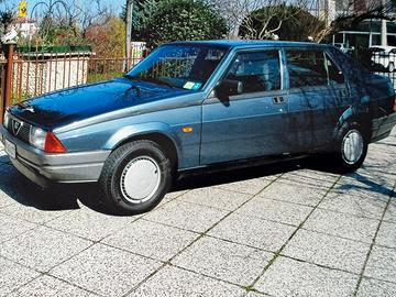 Alfa Romeo 75