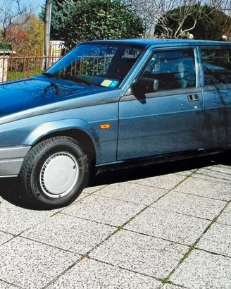 Alfa Romeo 75