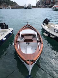 Gozzo Storico in Legno Massello