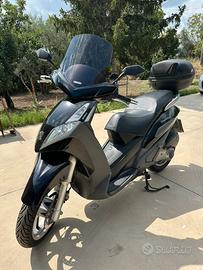 Peugeot Geopolis 250