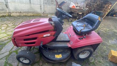 Trattorino Tagliaerba