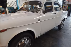 AUTO D'EPOCA GIULIETTA T.I.