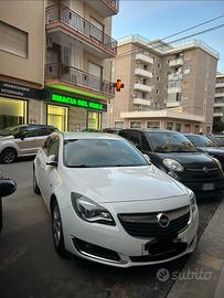Opel Insigna Sport Tourer 2.0 140cv