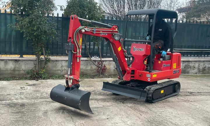 E123 Mini escavatore 13 q Hinowa