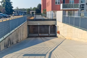 Box a Garbagnate M.se -via Gobetti  41