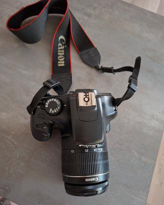 CANON EOS 1100D