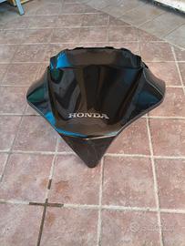 Carena posteriore nera per Honda SW-T 400/600