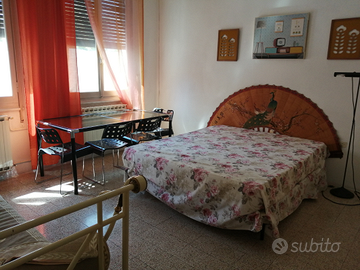 Stanza singola matrimoniale