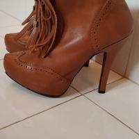 Stivaletti Stradivarius in pelle tg 38