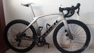 Trek madone slr8 gen 6