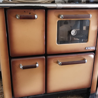 Stufa a legna in ghisa con forno Dal Zotto