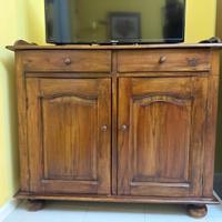 Credenza in arte povera