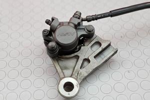 PINZA POSTERIORE HONDA HORNET 900 2002 2003 CB 200