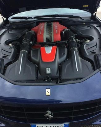 Ferrari FF 4posti