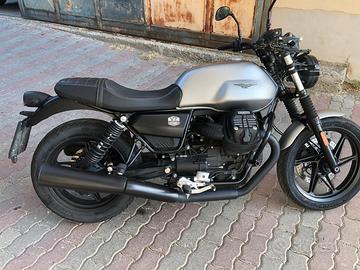 Moto Guzzi v7stone 