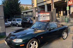 Mazda MX-5 1.6i 16V 110 cv Nardi Spider