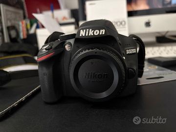 Nikon D3200 18-105 