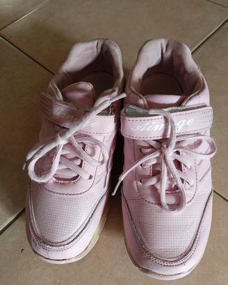 scarpe con rotelle 