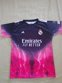 Maglia Real Madrid – Edizione Speciale "Galaxy/Fir