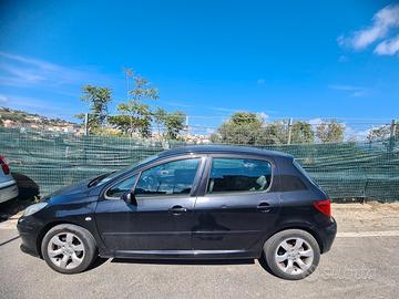 Peugeot 307 -1.6 hdi 90 CV