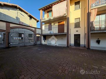 3 LOCALI A MISANO DI GERA D'ADDA