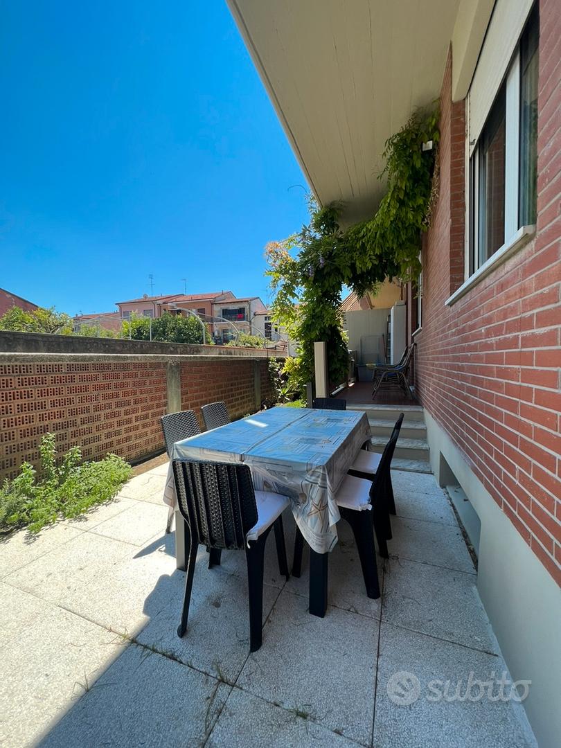 Casa Con Giardino Arredata A Marina Di Carrara Case Vacanza In Affitto Per Vacanze A Massa Carrara 3819