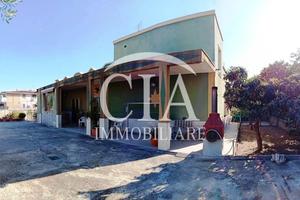 AMPIA VILLA VIA MEDITERRANEO cod. a 1248