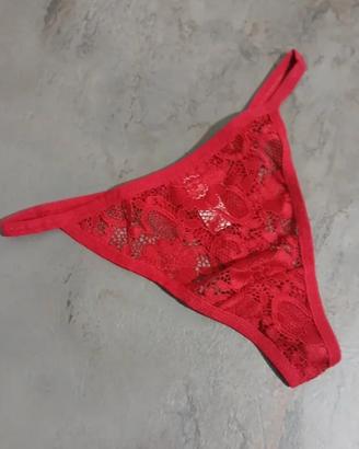 tanga rosso 