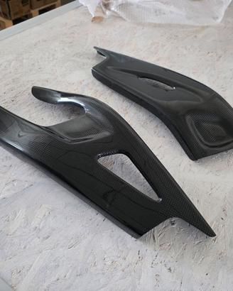 Protezione carbonio forcellone Honda 1000RR-R