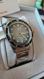 Oris Divers Sixty-Five "Glow" 