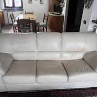 DIVANI IN PELLE USATI