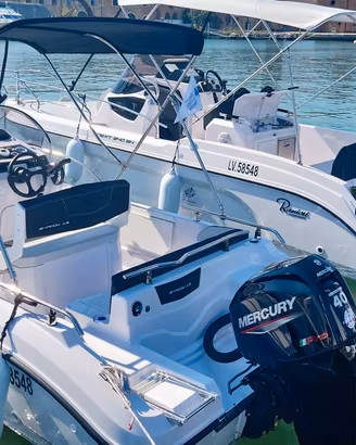 Ranieri International Shadow 19 + Mercruy 40 Pro