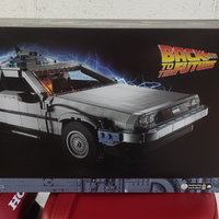 Lego 10300 DeLorean Expert misb