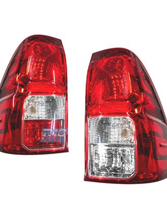 FANALI TOYOTA HILUX 16- ESTERNO
