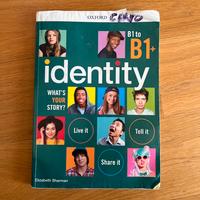 Libro di inglse “identity”