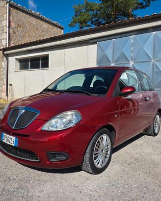 Lancia Ypsilon 1.2 Argento