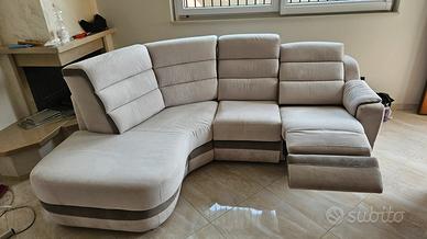 Divano con penisola sx  e sedia apribile 