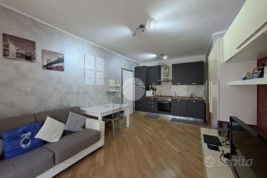 2 LOCALI A VITTUONE