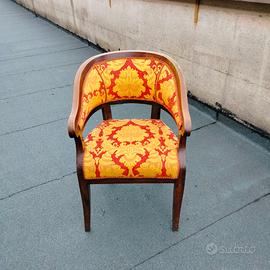 Poltrona vintage del 800 in Noce